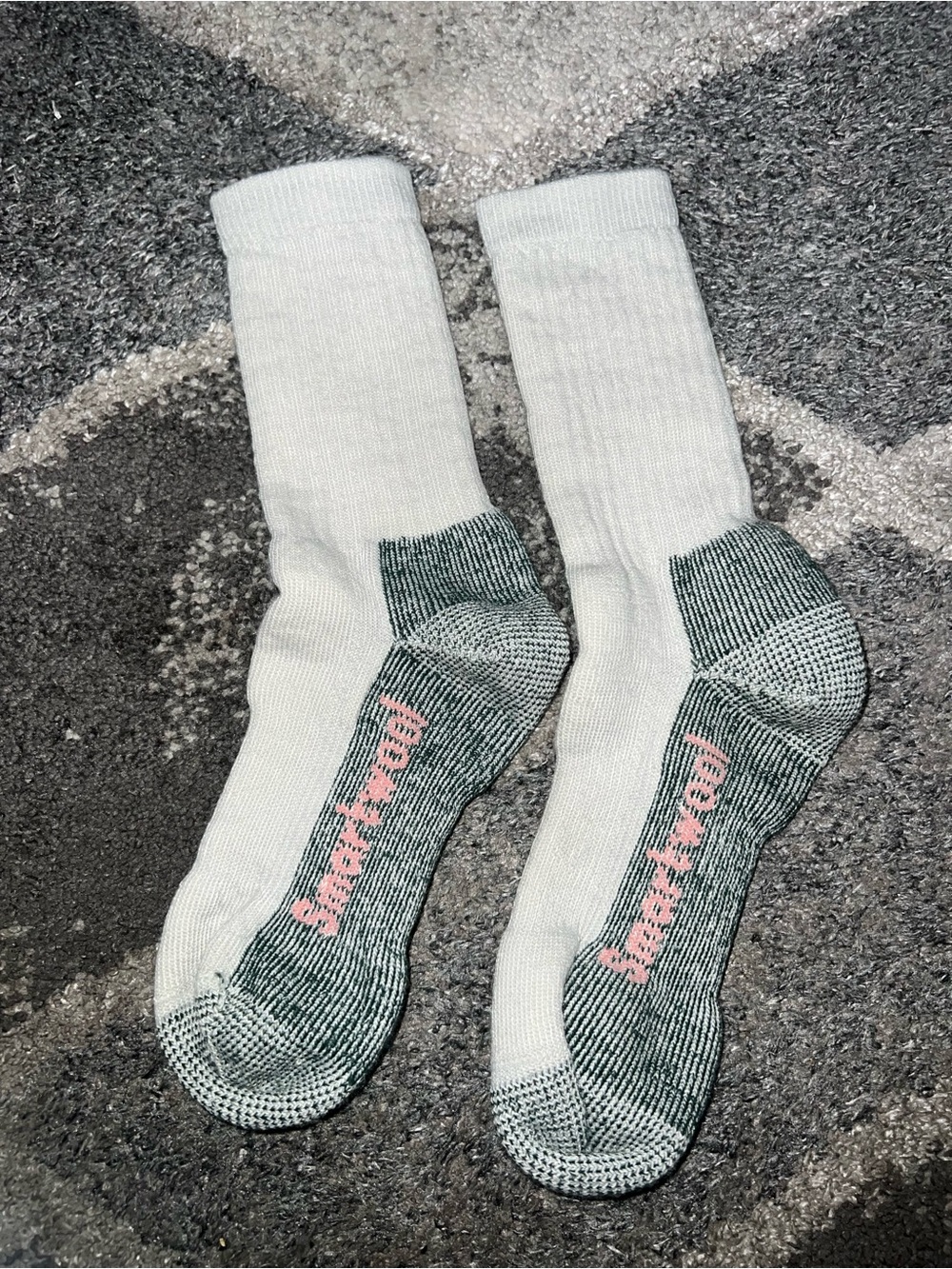 Smartwool Women's Crew Socks in Off-White with Green Accents NWOT
